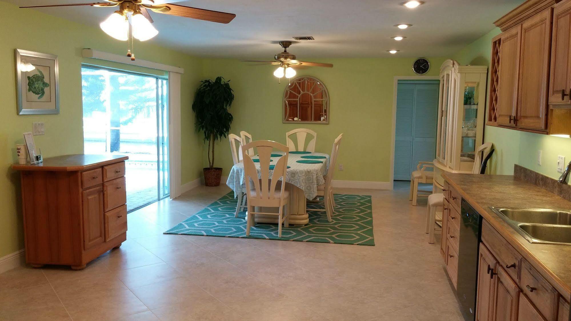 Villa Emerald Coast- Private Villa Cape Coral Exterior photo